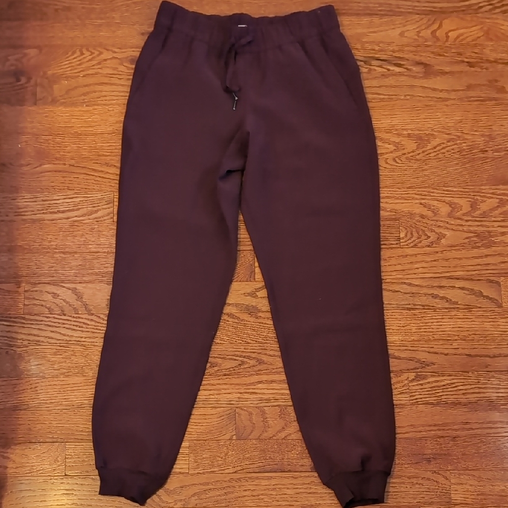 Lululemon Maroon‎ Joggers